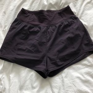 EUC Lululemon Speed Up Short Short 2.5